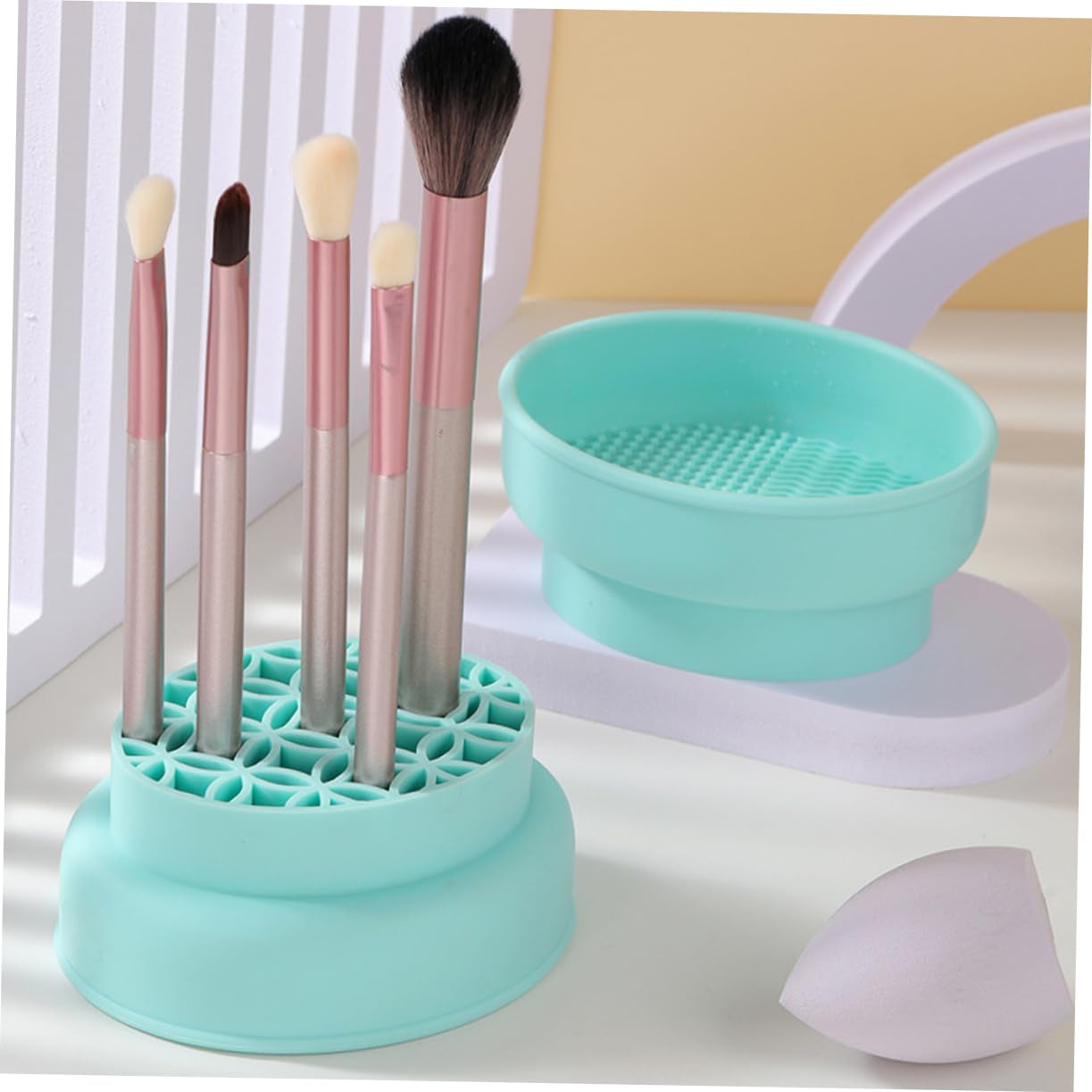 Beauty Egg Cleaning Cup Makeup Tool Cleaner Bowl Silicone Facial Brush Cleaning Cup Brush Drying Rack